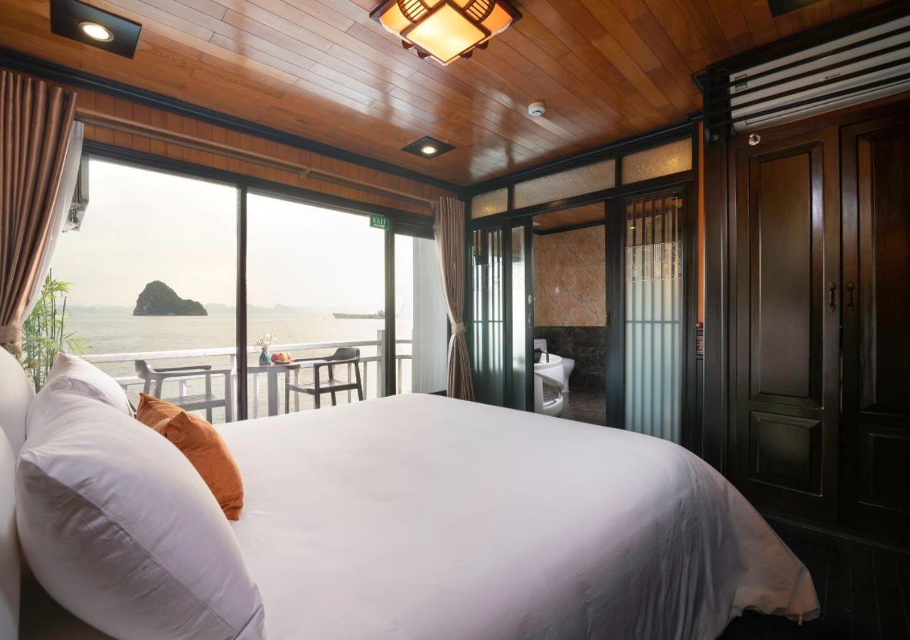 Arcady Boutique Cruise Hotel ฮาลอง ภายนอก รูปภาพ