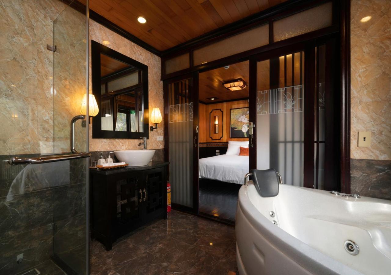 Arcady Boutique Cruise Hotel ฮาลอง ภายนอก รูปภาพ