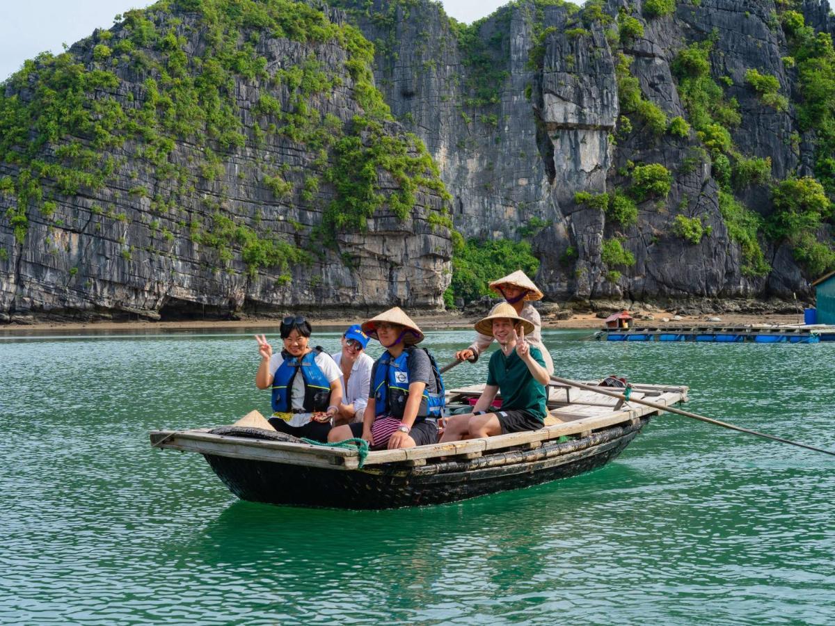 Arcady Boutique Cruise Hotel ฮาลอง ภายนอก รูปภาพ