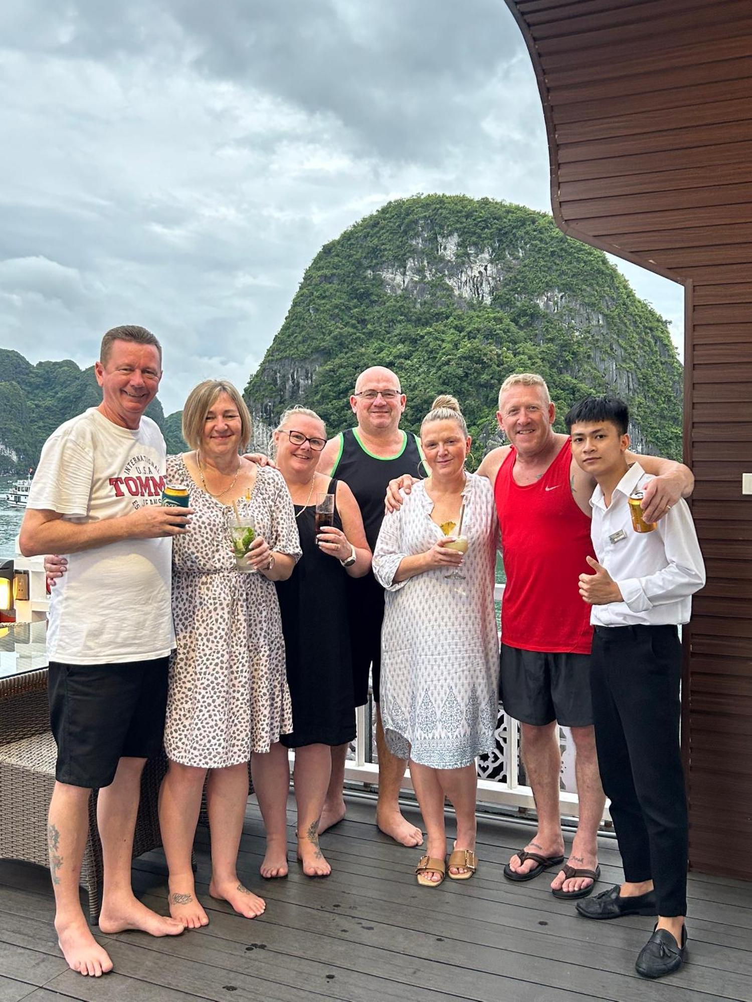 Arcady Boutique Cruise Hotel ฮาลอง ภายนอก รูปภาพ